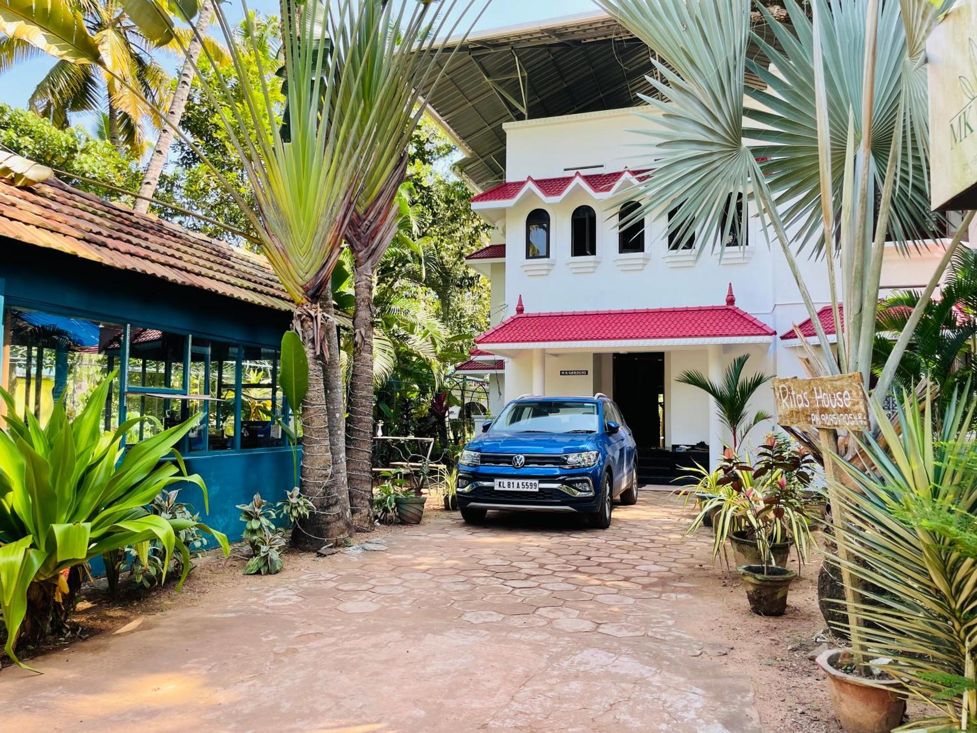 Appartement Ritas à Varkala Extérieur photo