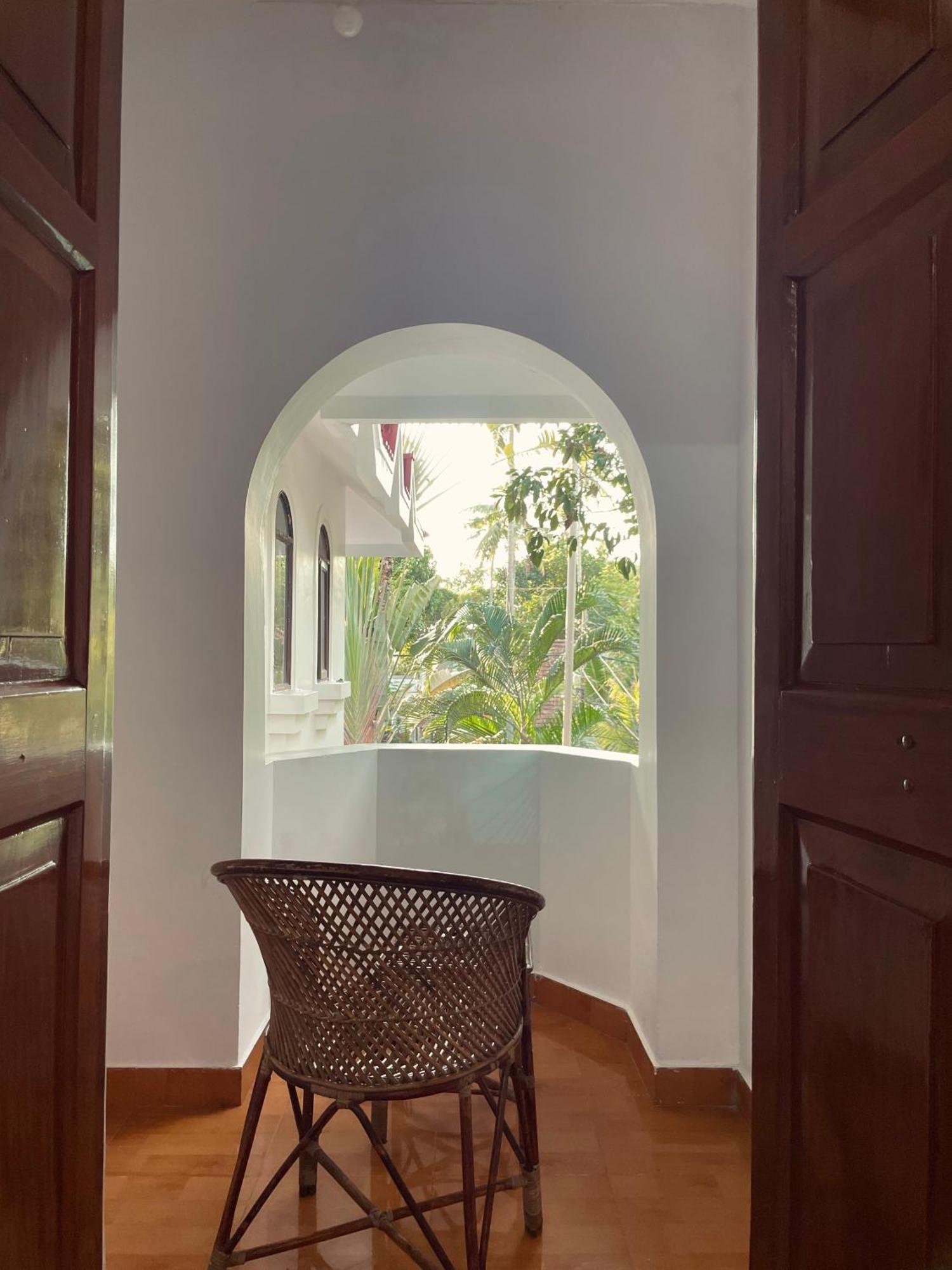 Appartement Ritas à Varkala Extérieur photo
