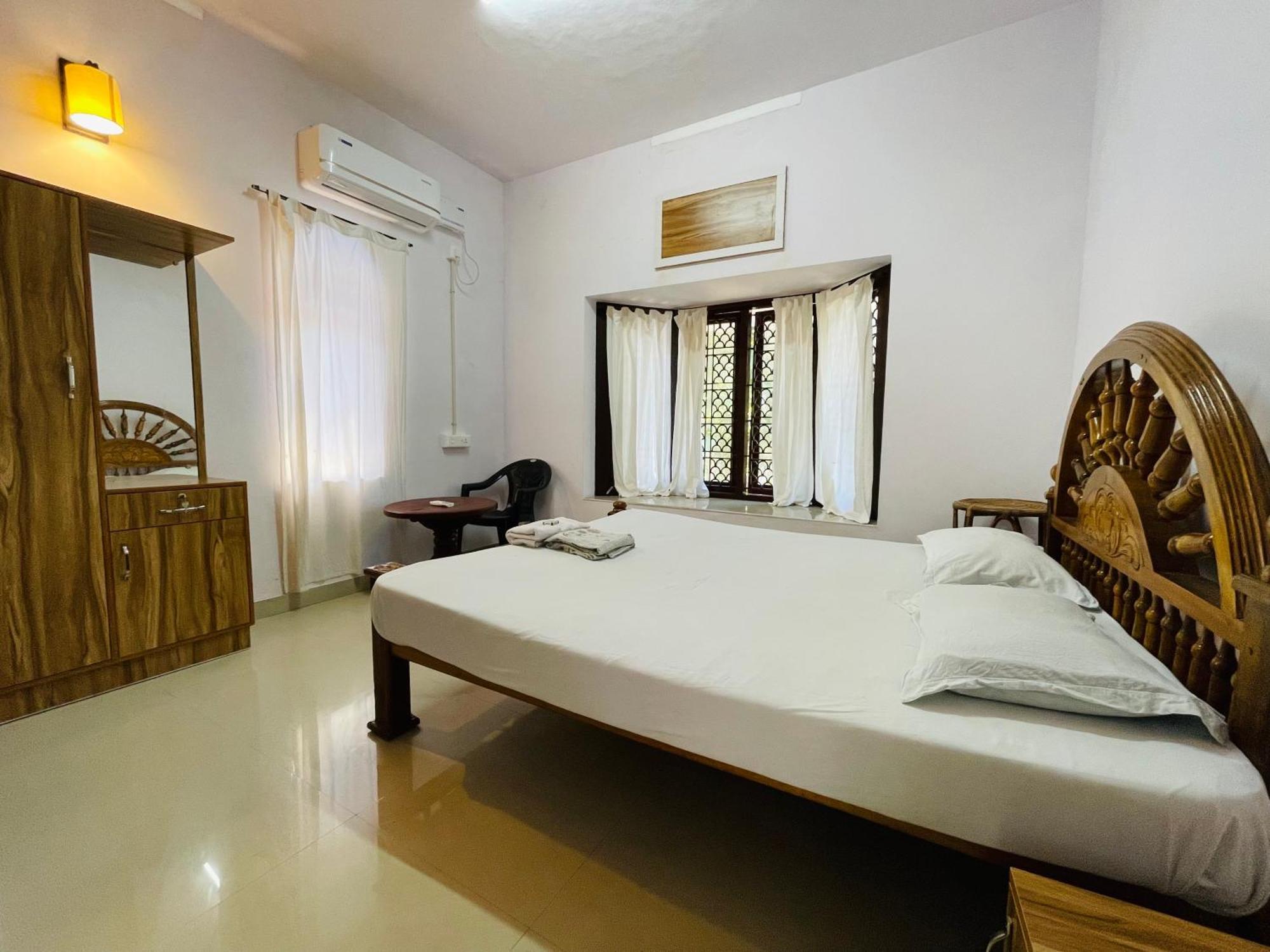 Appartement Ritas à Varkala Extérieur photo